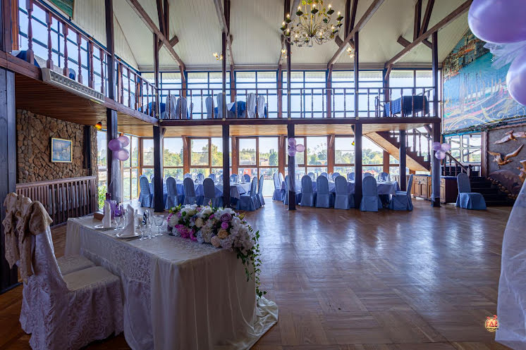 Зал на 100 человек в «Кафе-Клуб» фотография №9