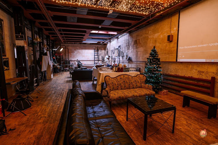 Основной зал в «Палуба» фотография №13