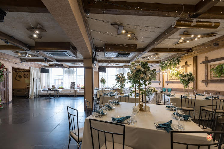 Основной зал в «Горница» фотография №9