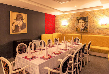 VIP-зал «Красный» в VIP-зал «Круглый»