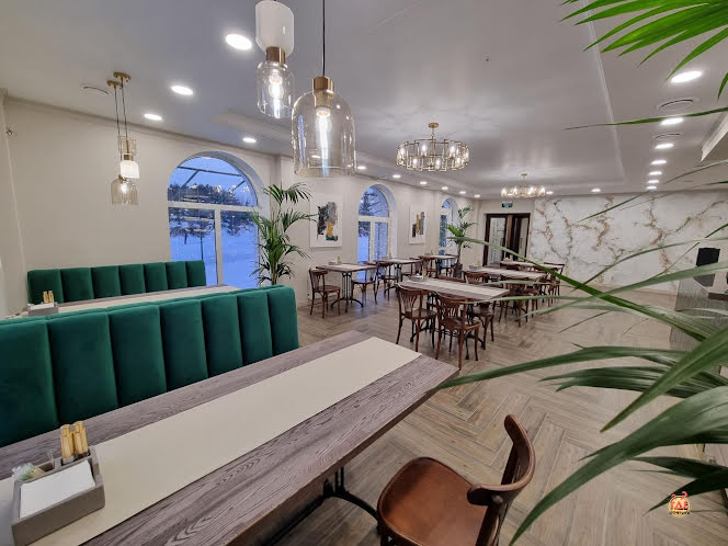 Зал ресторана в «Emerald» фотография №7