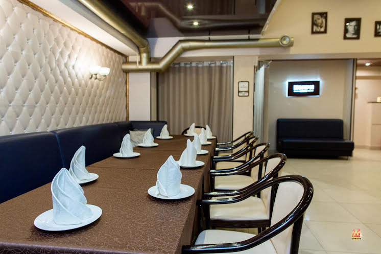 Зал «Золотой» в «Капри» фотография №3