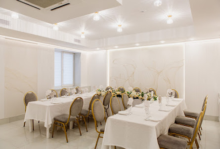 Зал «Золотой» в Зал «Бордо»