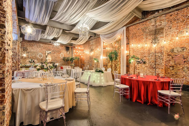 Основной зал в «Niagara LOFT» фотография №13