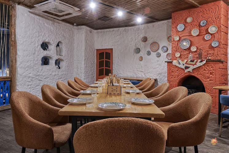 Основной зал  в «БаклаДжани» фотография №13