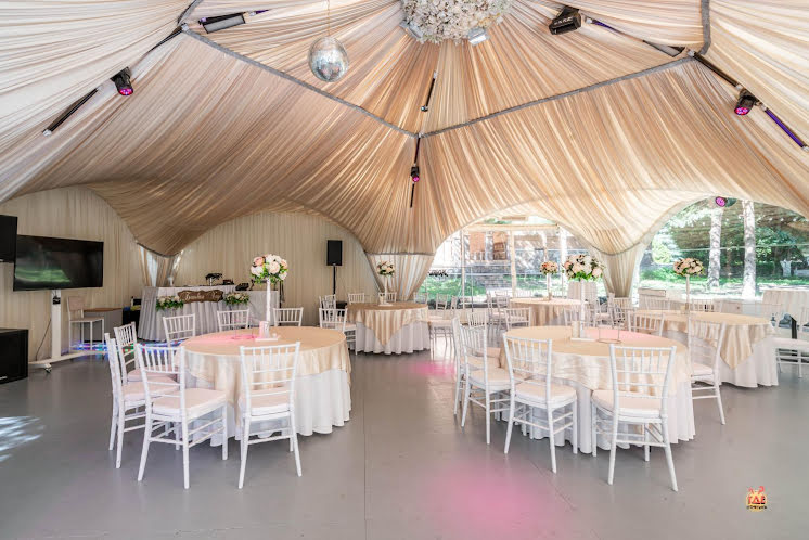 Шатер в «Баковка Хаус» фотография №7