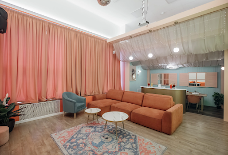 Зал "Лабубу" в Зал "Бохо"