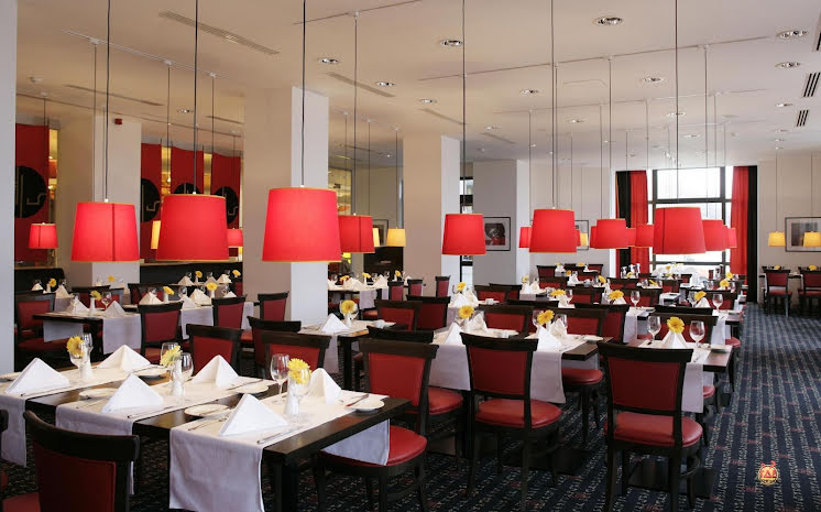 Ресторан Sunlight в «Azimut Аэропорт Отель Екатеринбург» фотография №3