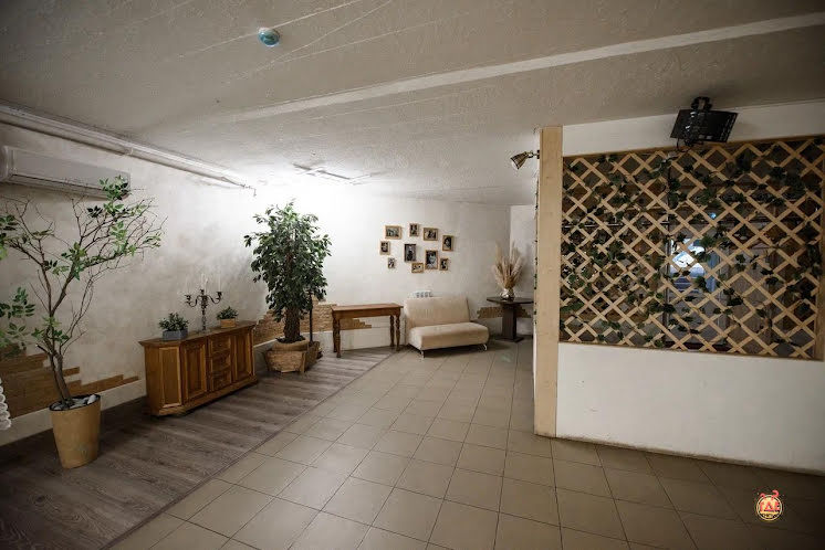 Основной зал  в «Вилла Италия» фотография №7