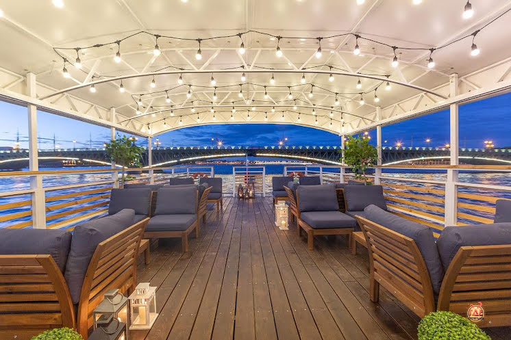 Палуба в «Теплоход "Амели"» фотография №1