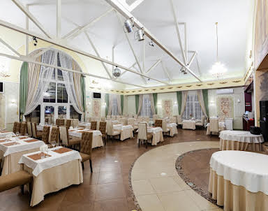  ресторан Венеция на ул. 40 лет Октября