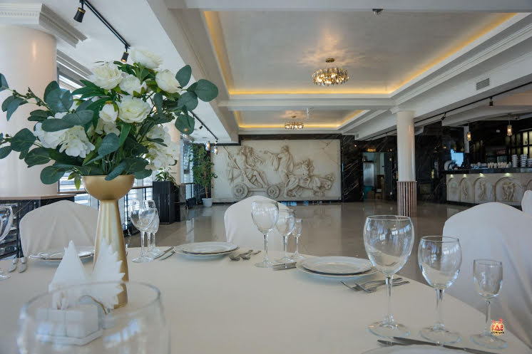 Зал Park restaurant&banquet hall в «Park restaurant&banquet hall» фотография № 1