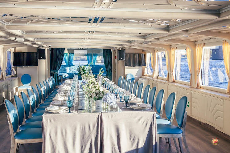 Палуба в «Теплоход "Северное сияние"» фотография №15