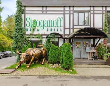 День рождения в Stroganoff Bar & Grill