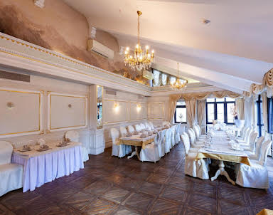  ресторан Сандал