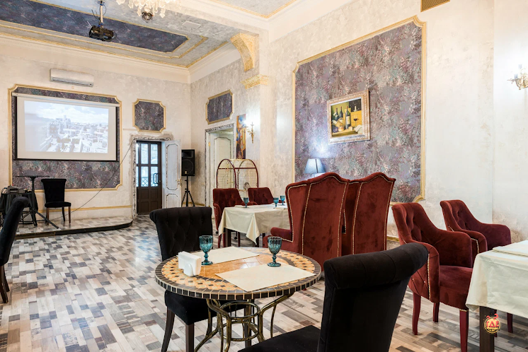 Основной зал в «Колхи» фотография №14