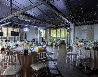  ресторан Двин Холл