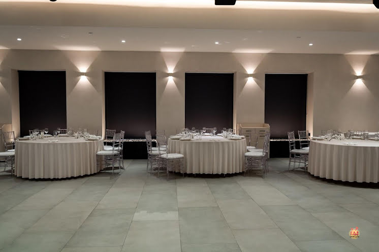 Большой зал  в «TOST» фотография №8