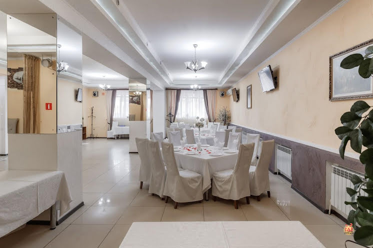 Нижний зал в «Лабиринт» фотография №4