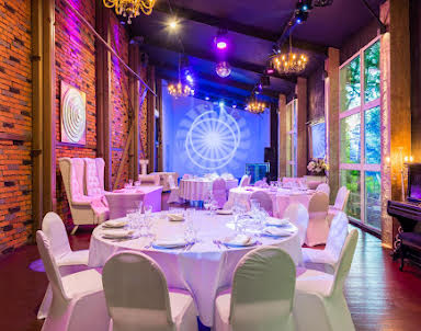 Новый год в STUDIOHALL