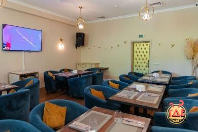 Сытый лось на Коломенской фотография №19