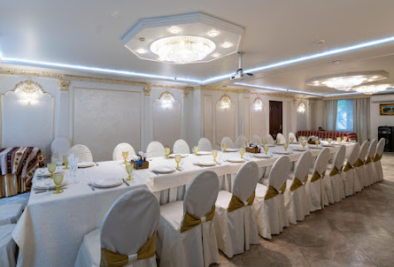 Зал «Золотой» в Восточный зал 