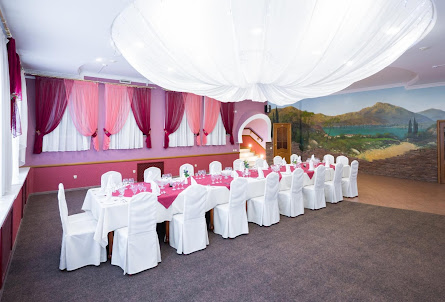 Большой банкетный зал в Каменный зал