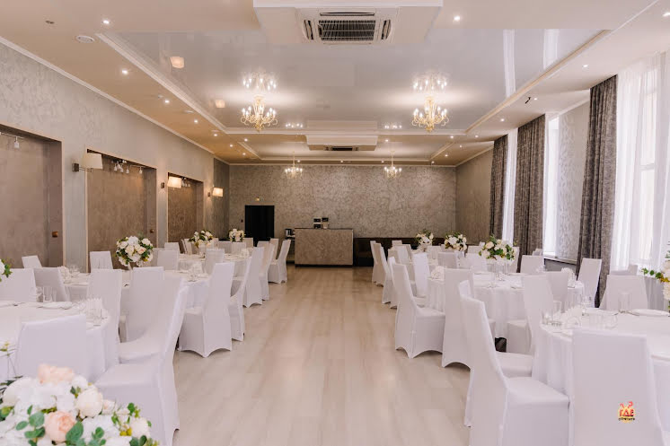 Большой зал  в «Дива» фотография №8