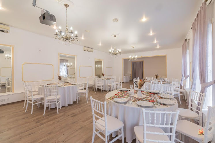 Большой банкетный зал  в «Старая Мельница» фотография №1