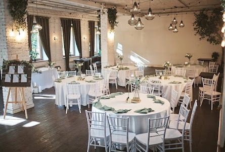 Большой зал в Веранда