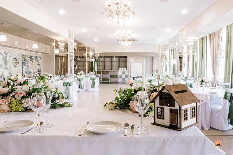 Основной зал в «Своя Публика» фотография №6