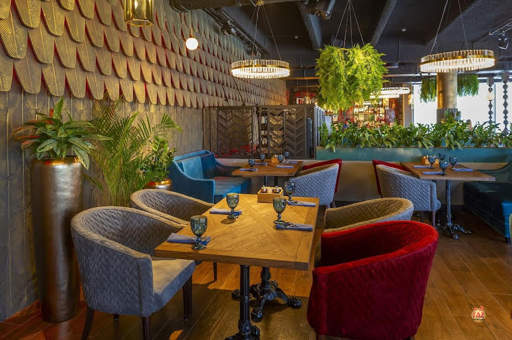 Большой зал в «Чайхана Инжир на Бутырской» фотография №14