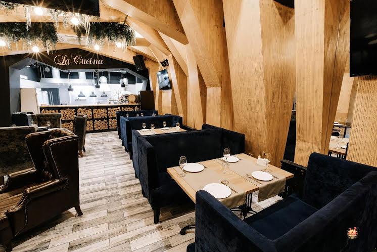 Основной зал  в «Sanremo» фотография №15