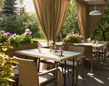  ресторан Времена года в Парке Горького