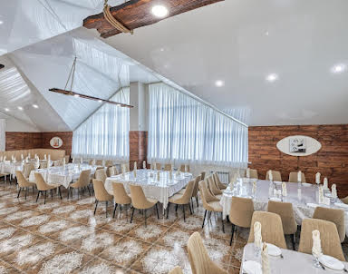  ресторан Адель