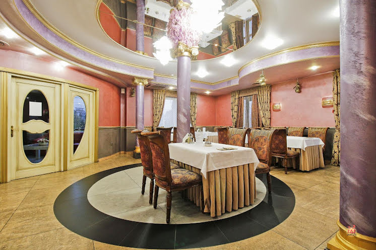 Основной зал в «Вилла Гламур» фотография №4