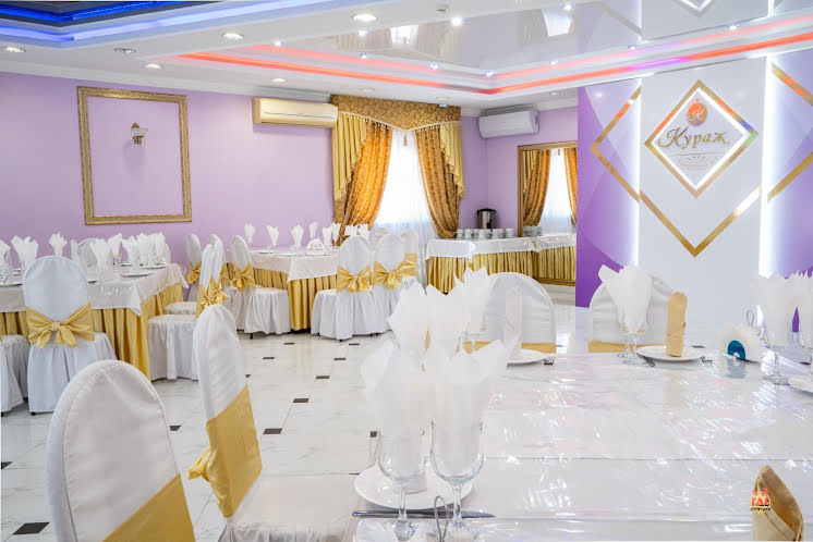 Зал «Золотой» в «Кураж на Академика Королева» фотография №16