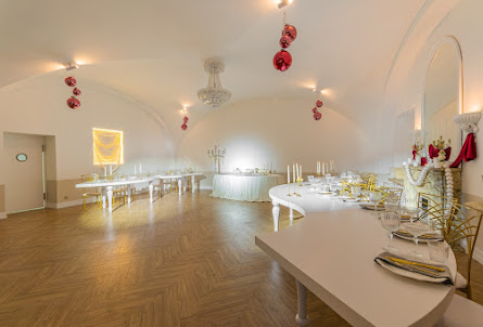 Основной зал в Основной зал