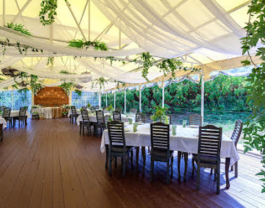  ресторан Очаровательная полянка