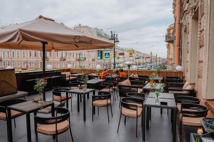 Основной зал в «Commode» фотография №6