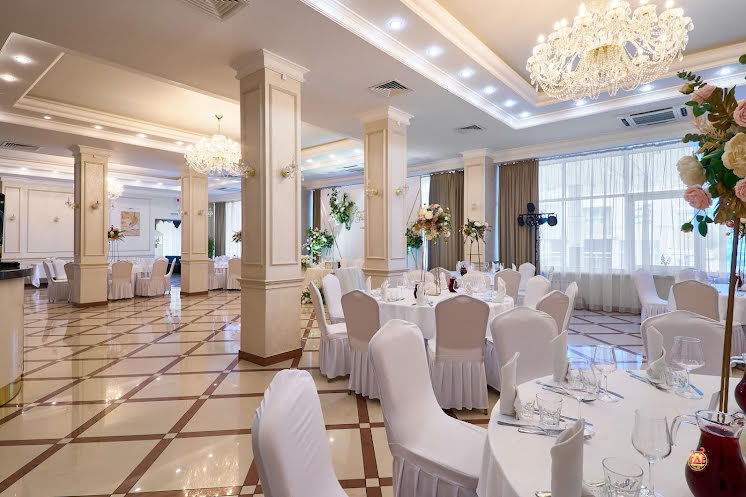 Банкетный зал  в «Нефтяник» фотография №7