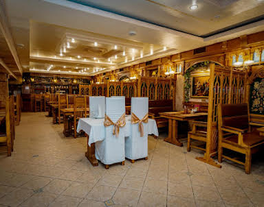  ресторан Готика на Ангарской