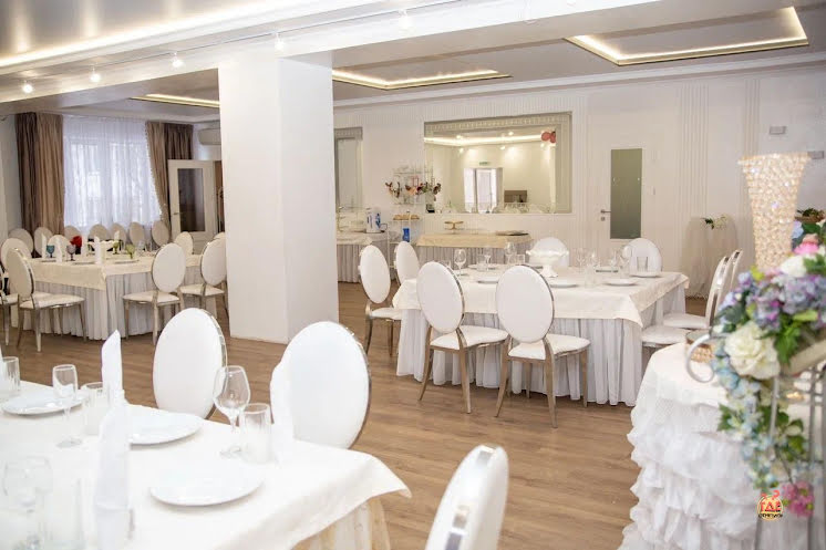 Зал на 50 человек в «Алексис» фотография №6