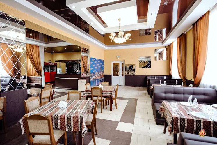 Основной зал в «Шеш Беш» фотография №13