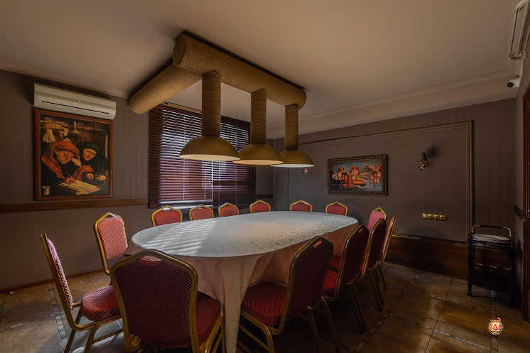 Приват в «Охотничий клуб» фотография №1