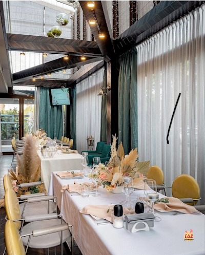 1 этаж в «Somemeat» фотография №2