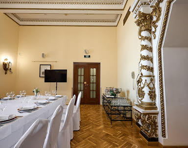  ресторан Hilton Moscow Leningradskaya