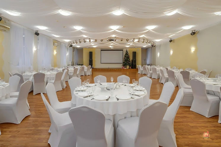 Ресторан на 2 этаже в «Волга» фотография №4