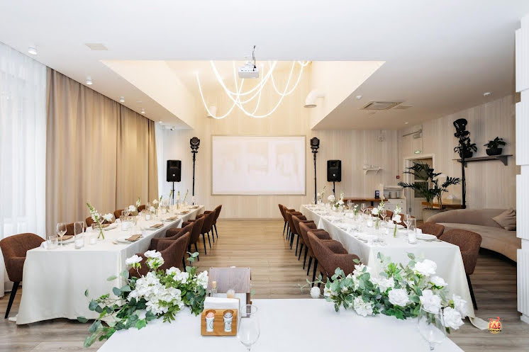 Караоке-зал в «Чайхона №1 Тимура Ланского» фотография №6