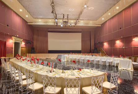 Зал «Хрустальный» в Зал «Борго»